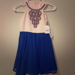 Formal girls’ dress brand new never worn with tags